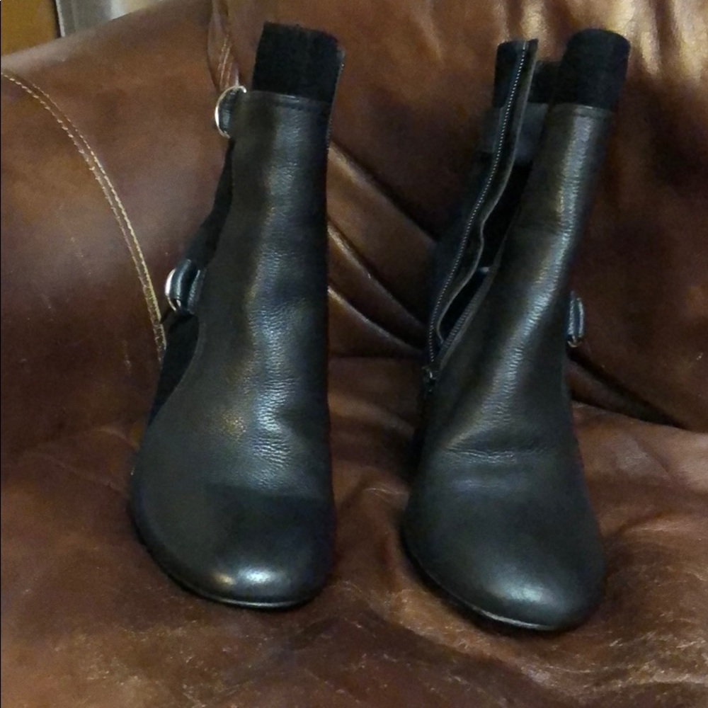 Nine West booties black